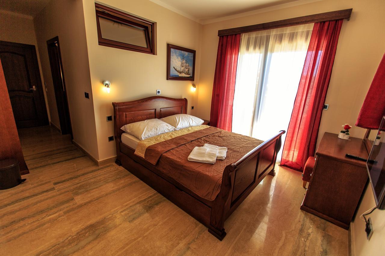 Compass Aparthotel Dobra Voda Extérieur photo